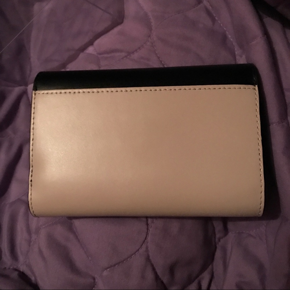 Kate Spade Wallet - Picture 4 of 4